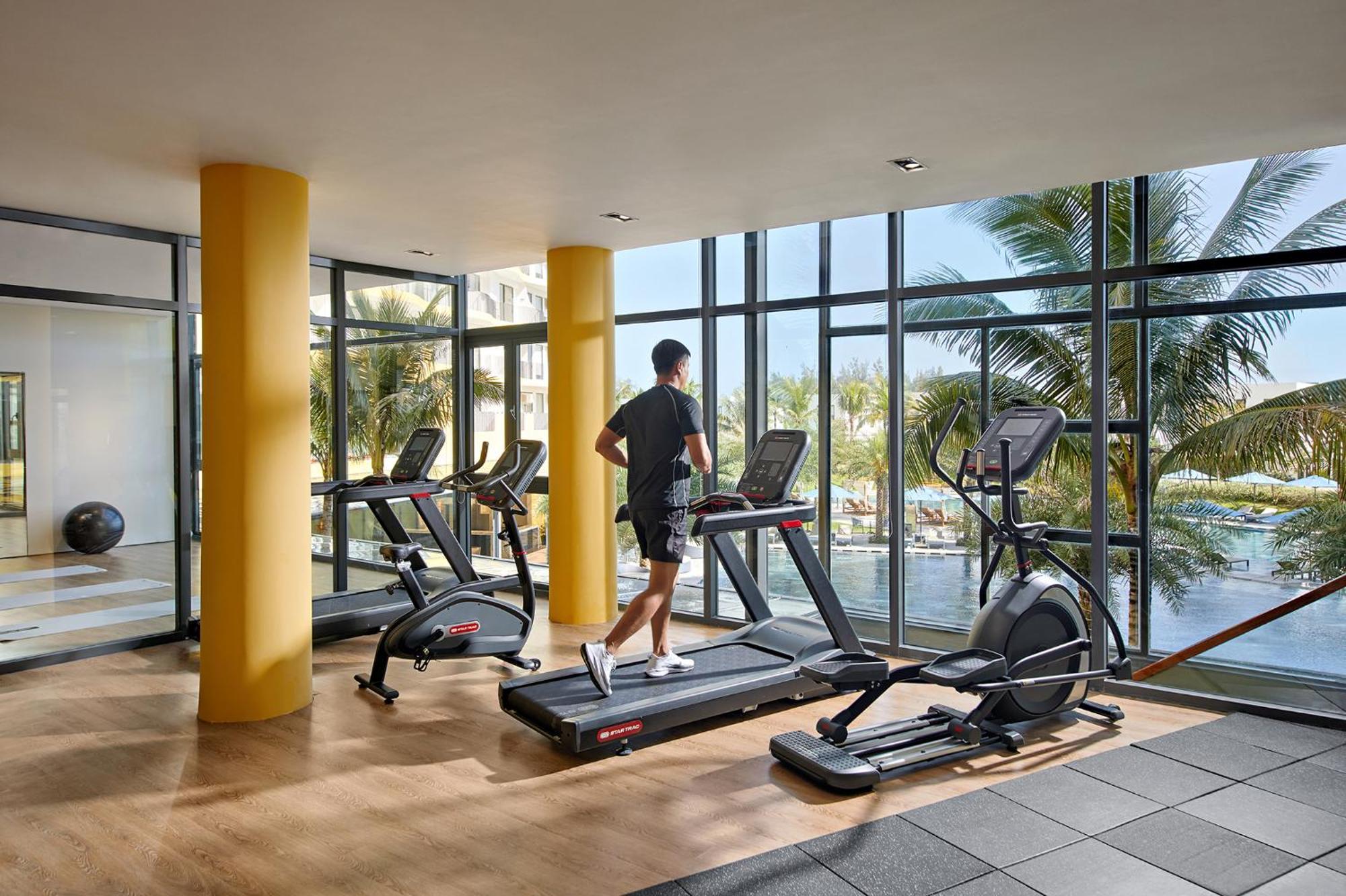Wyndham Hoi An Royal Beachfront Resort & Villas Екстер'єр фото