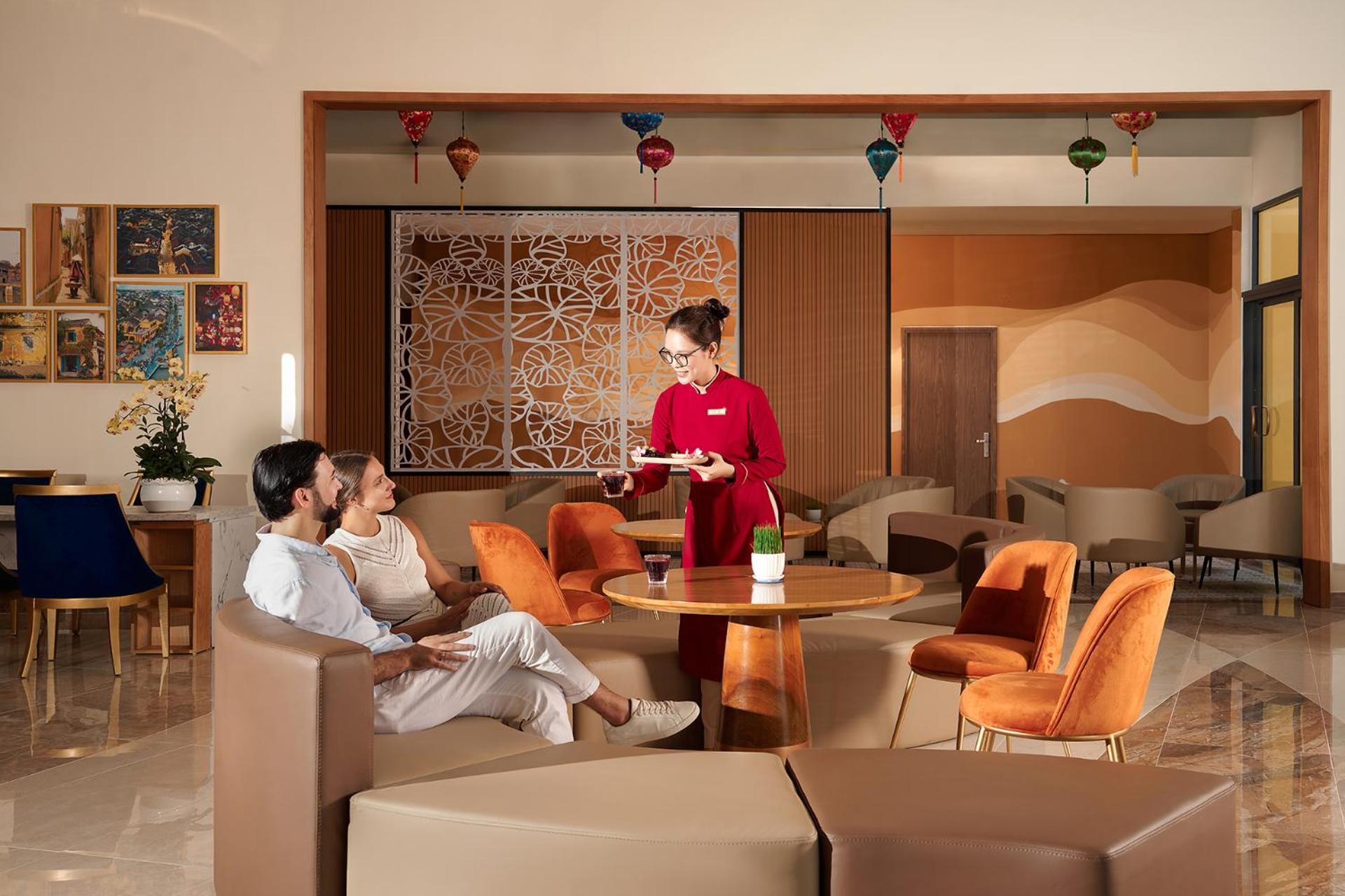 Wyndham Hoi An Royal Beachfront Resort & Villas Екстер'єр фото