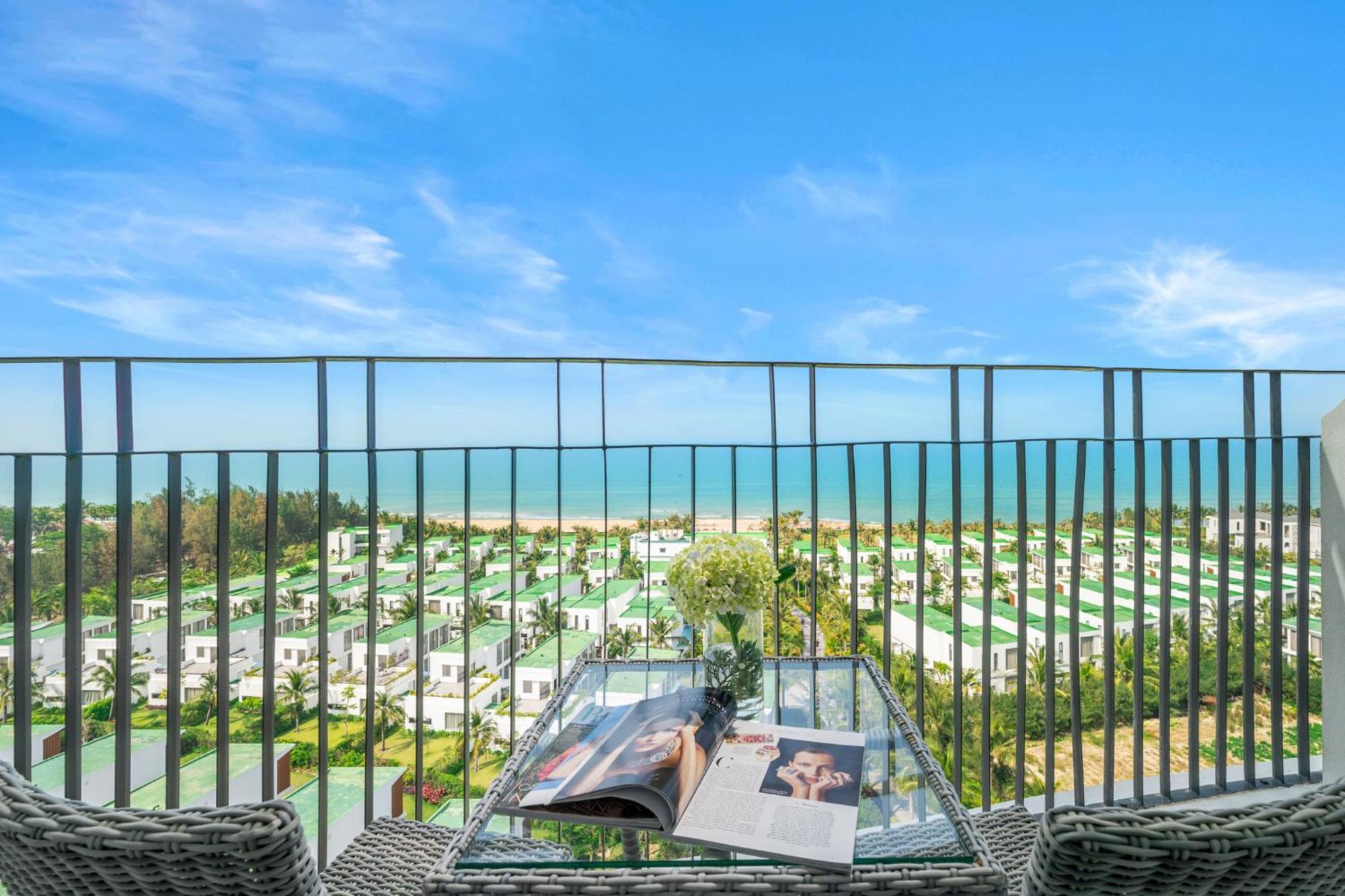 Wyndham Hoi An Royal Beachfront Resort & Villas Екстер'єр фото